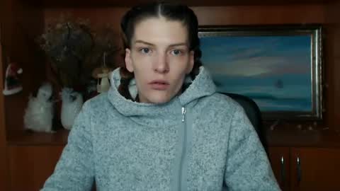 Snapshot of vanrey_ chatting on 02/17/25, 08:52 Vanessa online show from 02/17/25, 08:52