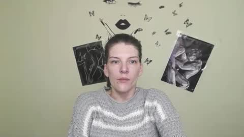 Snapshot of vanrey_ chatting on 02/26/25, 10:47 Vanessa online show from 02/26/25, 10:47