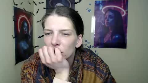 Snapshot of vanrey_ chatting on 03/06/25, 10:52 Vanessa online show from 03/06/25, 10:52