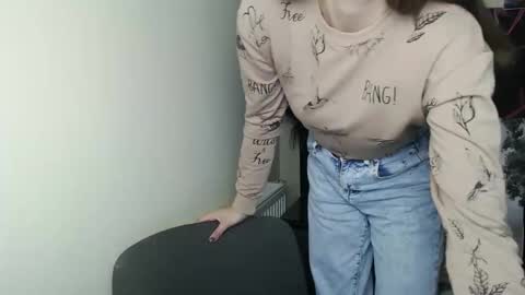 Snapshot of vanrey_ chatting on 09/27/25, 06:18 Vanessa online show from 09/27/25, 06:18