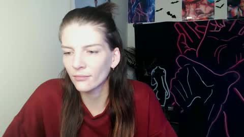 Snapshot of vanrey_ chatting on 10/02/25, 06:42 Vanessa online show from 10/02/25, 06:42