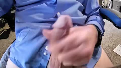 Snapshot of vansmak chatting on 03/12/25, 09:45 VanSmak online show from 03/12/25, 09:45