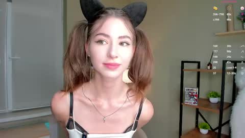 Charline online show from 05/28/26, 04:37
