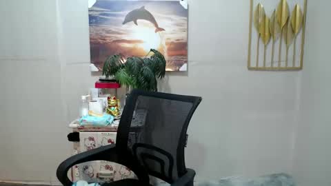 Snapshot of vanxxx2005 chatting on 12/09/24, 11:26 vanxxx2005 online show from 12/09/24, 11:26