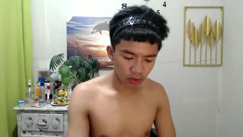 Snapshot of vanxxx2005 chatting on 01/06/25, 04:26 vanxxx2005 online show from 01/06/25, 04:26