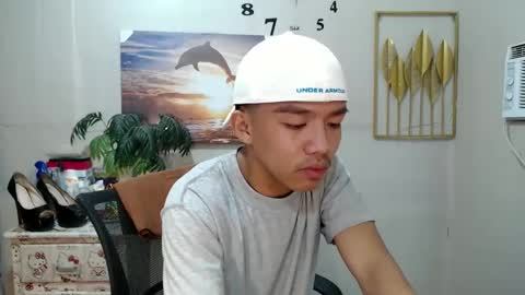 Snapshot of vanxxx2005 chatting on 01/18/25, 07:58 vanxxx2005 online show from 01/18/25, 07:58