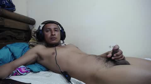 Snapshot of varmico chatting on 11/26/25, 08:48 Harold online show from 11/26/25, 08:48