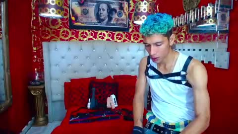 Esteban online show from 07/04/26, 08:04