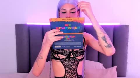  Varya Ferreira - independent model  online show from 09/24/25, 01:14