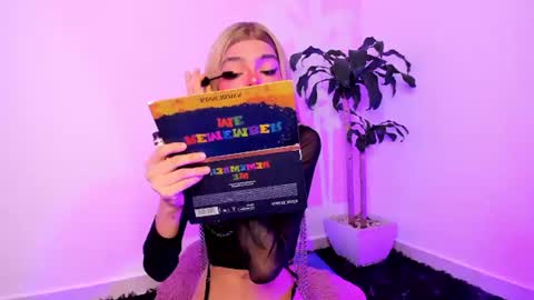  Varya Ferreira - independent model  online show from 06/12/26, 05:50