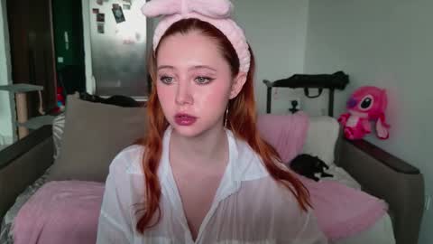 Snapshot of vasilisa_lik chatting on 09/20/25, 04:13 Vasilisa lik online show from 09/20/25, 04:13