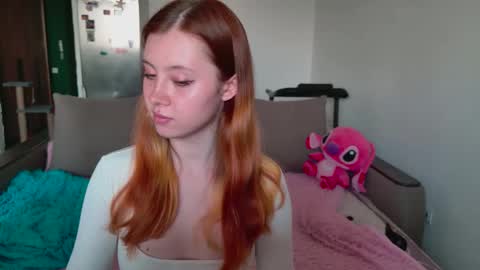 Snapshot of vasilisa_lik chatting on 10/14/25, 06:03 Vasilisa lik online show from 10/14/25, 06:03