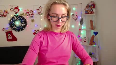 Vasilisa online show from 12/30/24, 12:42