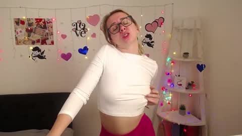 Vasilisa online show from 01/18/25, 04:10