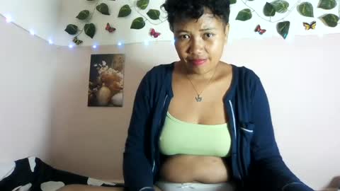 Snapshot of vayannah chatting on 06/12/26, 07:51 Vayannah online show from 06/12/26, 07:51