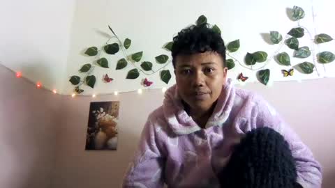 Snapshot of vayannah chatting on 07/12/26, 06:43 Vayannah online show from 07/12/26, 06:43