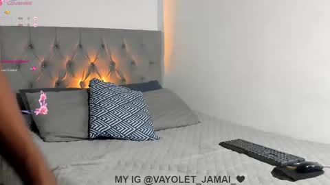 Hi Im Vayolet online show from 02/04/25, 09:10