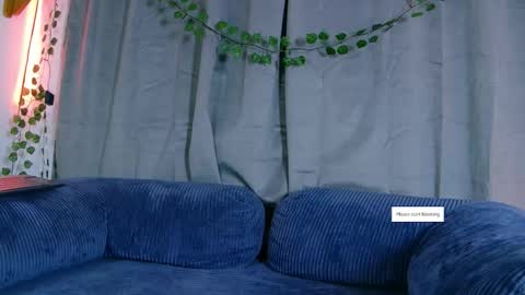 Snapshot of vayolett_dakotta chatting on 11/13/25, 06:34 Vayolett online show from 11/13/25, 06:34