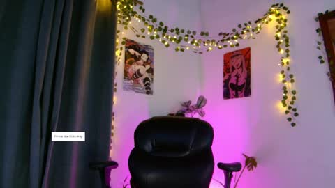 Vayolett online show from 04/09/26, 02:11