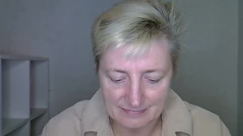 vea_motty online show from 12/04/25, 02:15