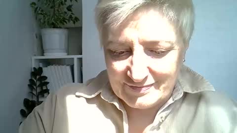 vea_motty online show from 05/21/26, 08:54