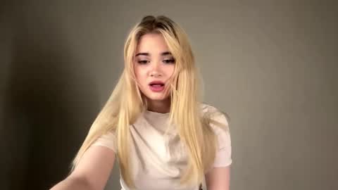 Monika online show from 02/27/26, 01:11