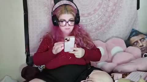 Veronica Lehane online show from 12/16/24, 09:20