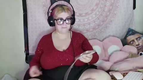 Veronica Lehane online show from 12/17/24, 03:39