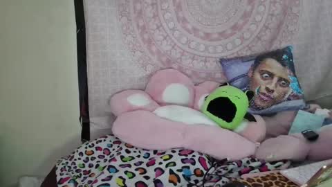 Veronica Lehane online show from 12/31/24, 07:40