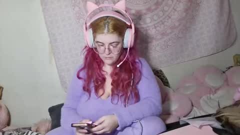 Veronica Lehane online show from 11/16/25, 12:22