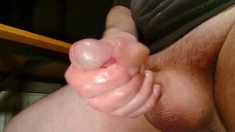 Snapshot of veepz13579 chatting on 10/13/25, 10:04 Tom online show from 10/13/25, 10:04