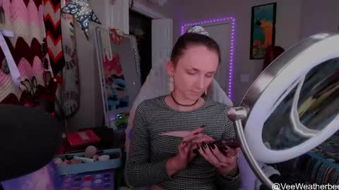 Violet Weatherbee online show from 04/28/26, 12:53