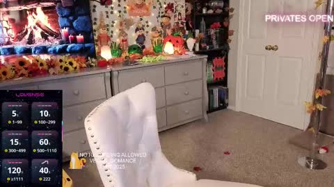 vegas_romance online show from 11/08/25, 03:07