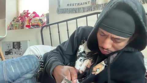 Snapshot of vegasaibot2 chatting on 10/27/25, 07:40 vegasaibot2 online show from 10/27/25, 07:40