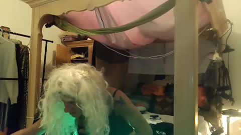 Snapshot of vegasmd chatting on 03/01/26, 01:40 vegasmd online show from 03/01/26, 01:40