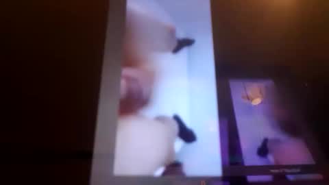 Snapshot of vegboy87 chatting on 10/31/25, 02:01 vegboy87 online show from 10/31/25, 02:01