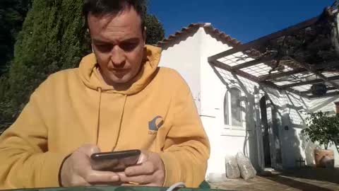 Snapshot of vegboy87 chatting on 11/08/25, 03:12 vegboy87 online show from 11/08/25, 03:12