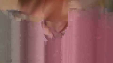 Snapshot of vegboy87 chatting on 11/12/25, 04:40 vegboy87 online show from 11/12/25, 04:40