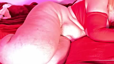 Vehe Veun online show from 04/19/26, 04:56