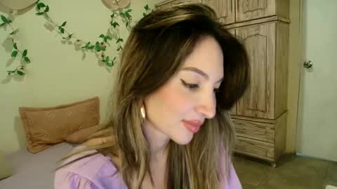 Snapshot of veka_lourens chatting on 04/26/26, 05:10 veka_lourens online show from 04/26/26, 05:10
