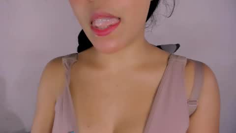 camila online show from 03/29/26, 03:45