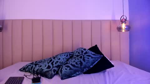 Vel  online show from 04/10/26, 04:44