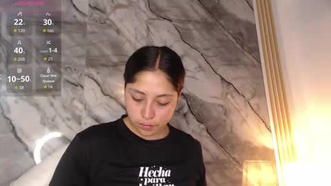 Isabella online show from 04/13/26, 08:47