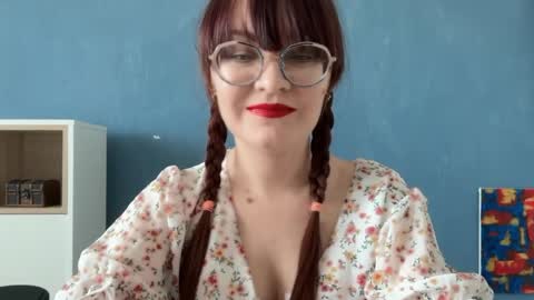 velena_ online show from 04/15/26, 11:06