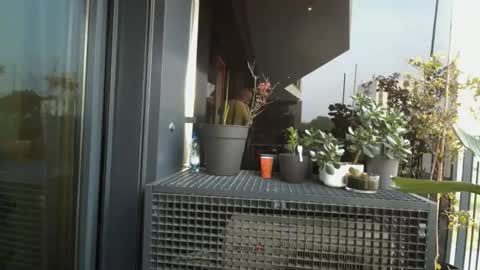 veleskroom online show from 04/20/26, 06:27