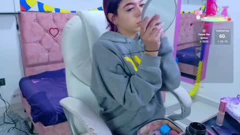 velinahoneyy online show from 07/09/26, 12:20