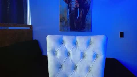 velk_hot1 online show from 02/07/26, 01:15