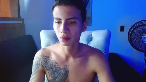 velk_hot1 online show from 03/16/26, 11:58