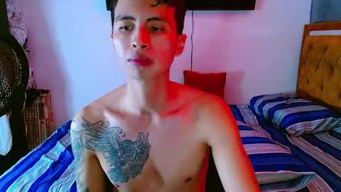 velk_hot1 online show from 05/26/26, 01:07