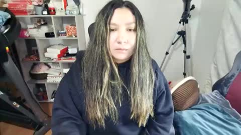 Snapshot of vellarossa chatting on 06/09/26, 04:57 Im VelaI will be Christmas and New Year with my family December 22 to January 13 I will miss you guys. online show from 06/09/26, 04:57